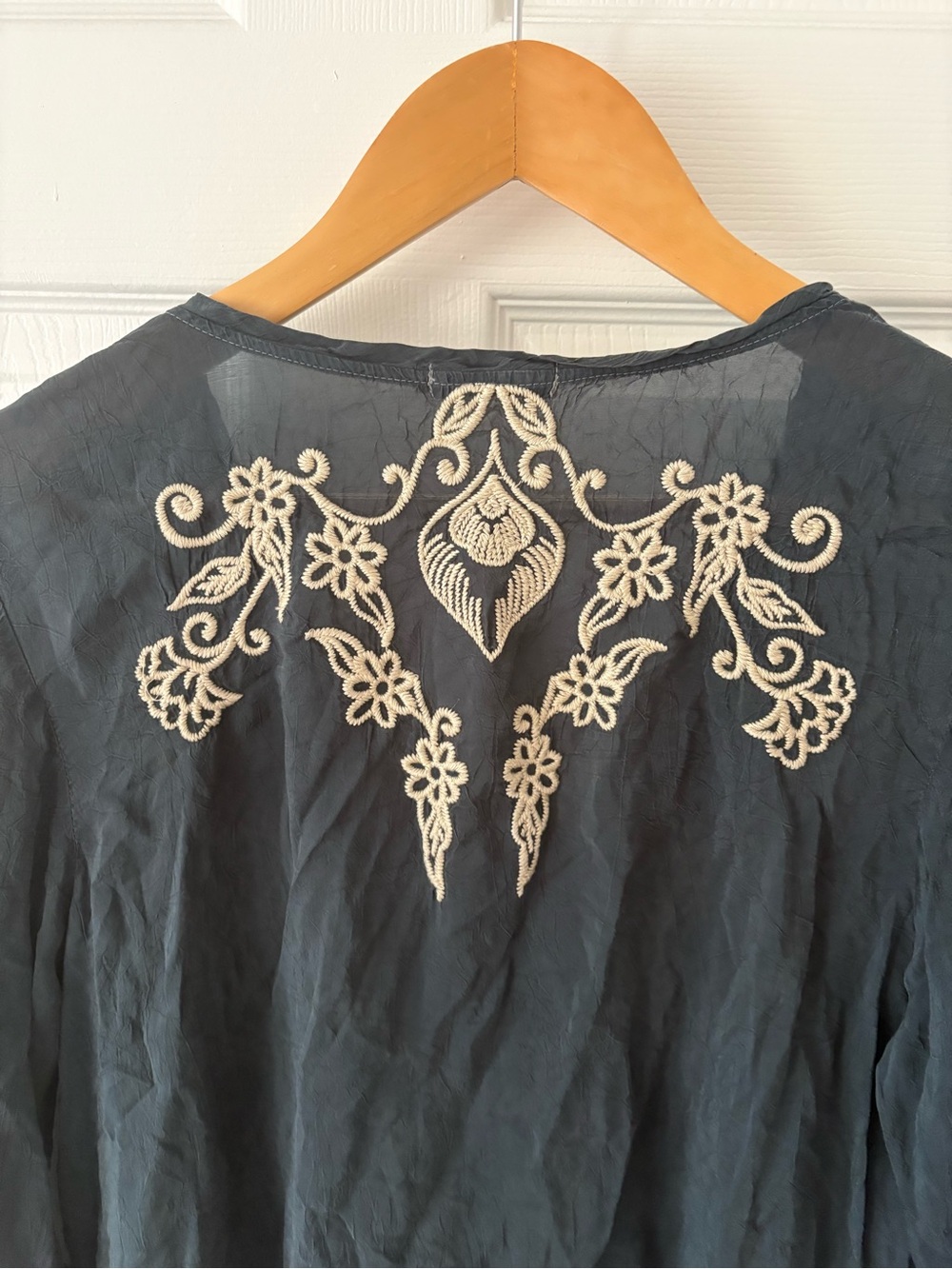 Johnny Was Boho Embroidered Tunic Blouse Black Cream Size XL - Picture 5 of 7